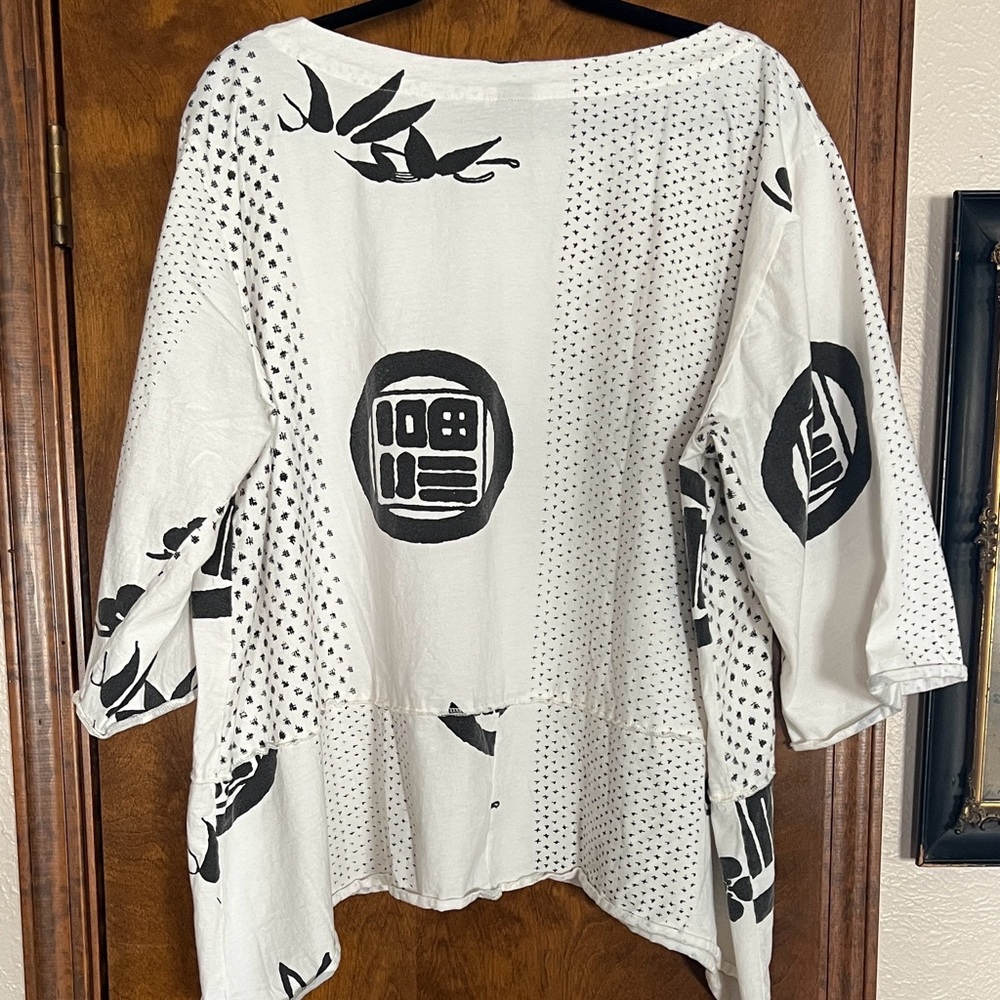 White Boxy Tunic Top with Black Graphic Prints